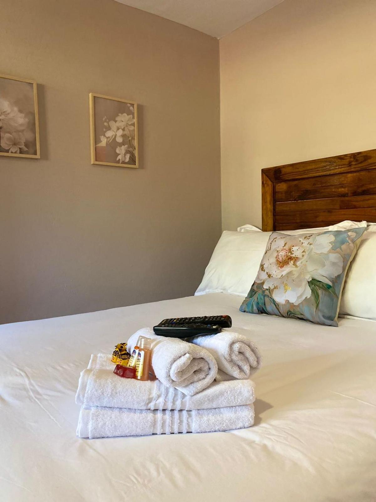 The Ultimate Lodge Louis Trichardt Exterior foto